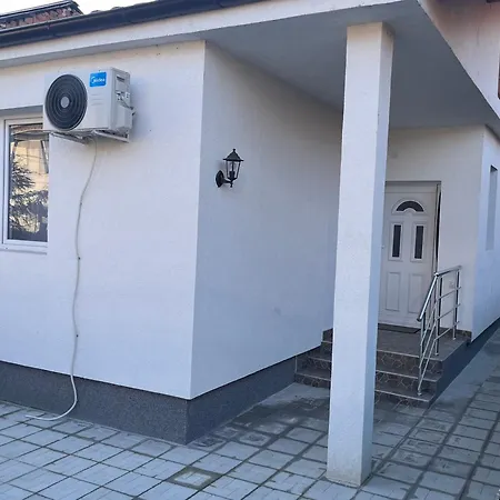 Tas Апартаменты *